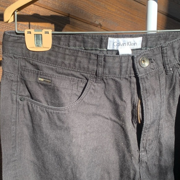Like new Calvin Klein jeans - Picture 2 of 4